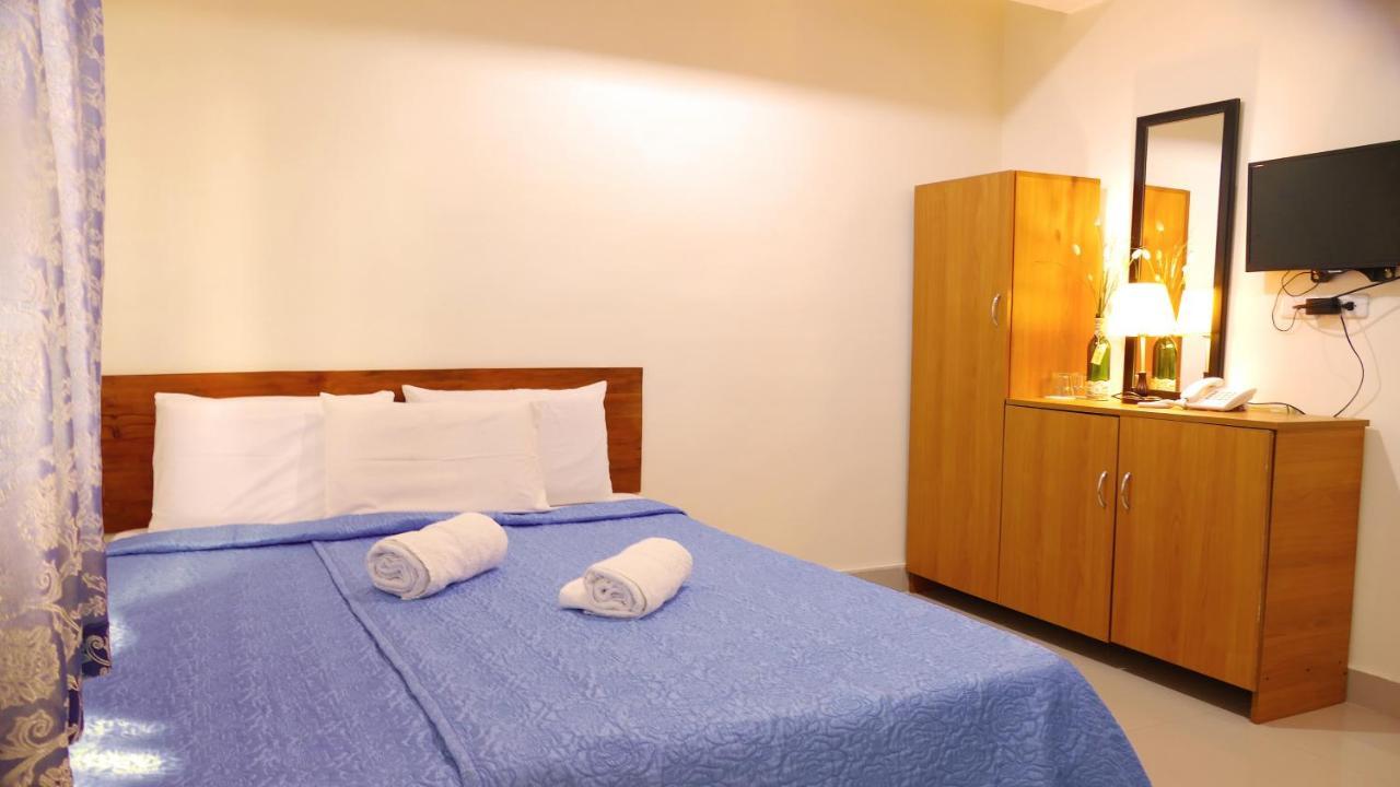CounTess Pension House Liloan Bagian luar foto